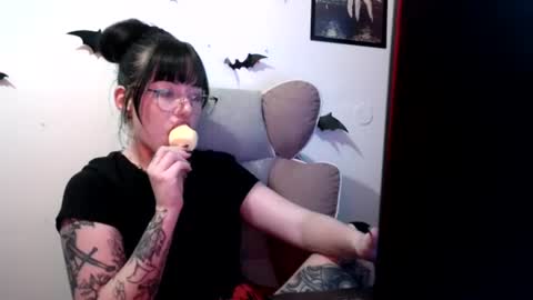 Persephone online show from 24, 6, 2026