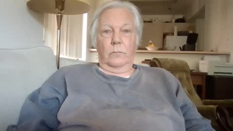 Snapshot of pervdude01 chatting on 2, 11, 2025 Nut4aNickel online show from 2, 11, 2025