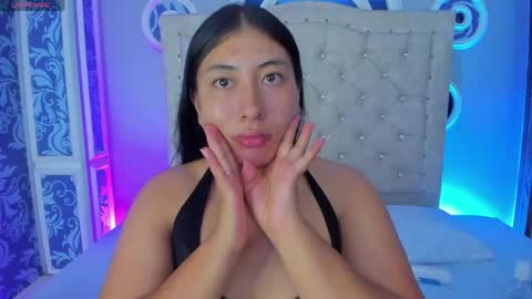 Snapshot of pervertedcurvy chatting on 19, 4, 2026 Lily online show from 19, 4, 2026