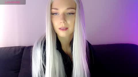 Snapshot of pervyblonde chatting on 27, 1, 2025 Isabella online show from 27, 1, 2025