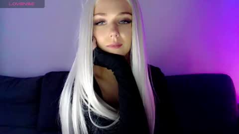 Snapshot of pervyblonde chatting on 28, 2, 2025 Isabella online show from 28, 2, 2025