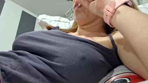 Lisa -  online show from 25, 2, 2025