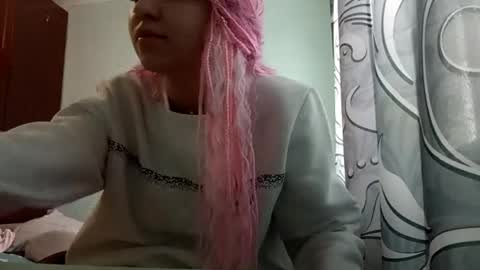 Snapshot of petalcoo chatting on 27, 5, 2026 Kate online show from 27, 5, 2026