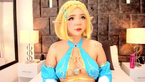 Snapshot of petit_rosseowo chatting on 10, 2, 2025 Im Rosse but u can call me Rossie or Rosita . online show from 10, 2, 2025