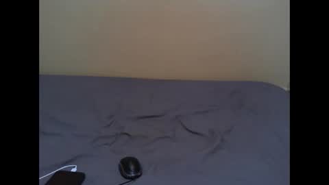 Snapshot of petite_bunni chatting on 4, 5, 2026 petite_bunni online show from 4, 5, 2026