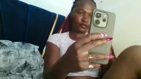 petite_shan online show from 7, 3, 2026