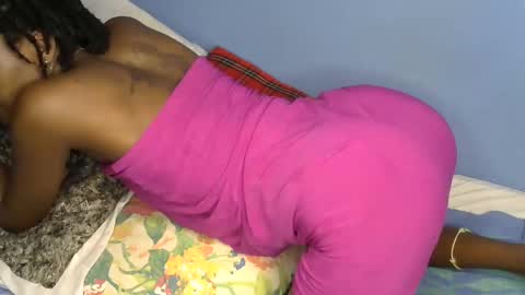 petite_star2 online show from 5, 2, 2026