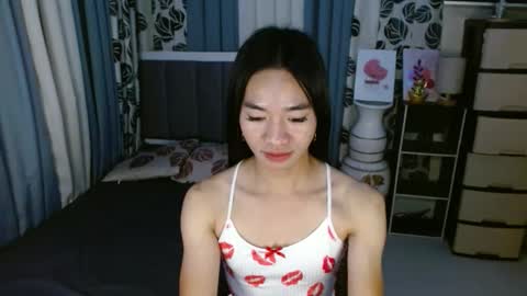 Snapshot of petiteasianmarian chatting on 3, 3, 2025 bigcock Marian online show from 3, 3, 2025