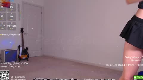 Snapshot of petitebrat chatting on 5, 4, 2026 PiperAvery online show from 5, 4, 2026