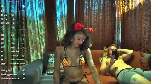 Snapshot of petitebubblegum chatting on 6, 2, 2026 Caramel princesa online show from 6, 2, 2026