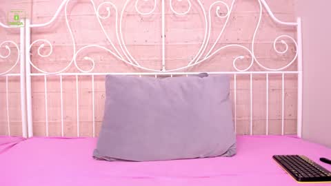 Charlize XL online show from 18, 12, 2024