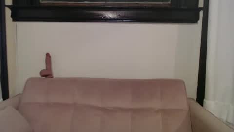 Bella online show from 18, 1, 2025