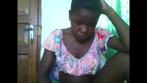 petitesweetchiq online show from 7, 1, 2026