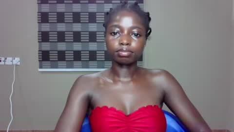 petitexxebony online show from 28, 6, 2026