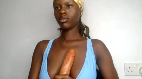 Snapshot of petitgirl88 chatting on 17, 7, 2026 petitgirl88 online show from 17, 7, 2026