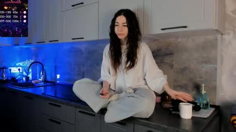 Emma online show from 30, 12, 2024