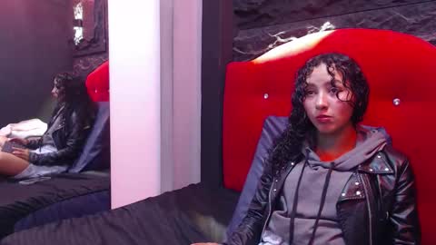 Snapshot of pettymoon chatting on 24, 10, 2025 Moon online show from 24, 10, 2025