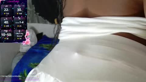 Snapshot of phatjuicypeach chatting on 4, 10, 2025 Destiny Adams online show from 4, 10, 2025