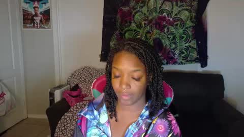 Snapshot of phatjuicypeach chatting on 24, 6, 2026 Destiny Adams online show from 24, 6, 2026