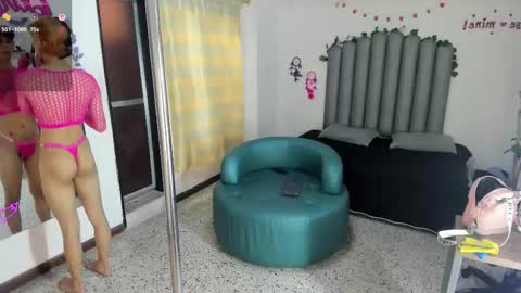 Snapshot of philipp_jones chatting on 28, 2, 2026 PHIL online show from 28, 2, 2026