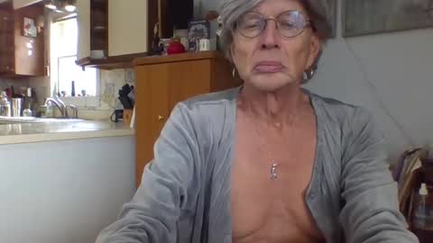 Snapshot of phillipa1023 chatting on 25, 1, 2025 phillipa online show from 25, 1, 2025