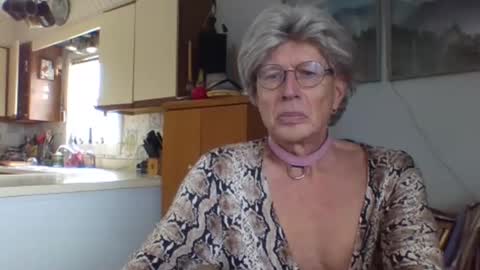 Snapshot of phillipa1023 chatting on 12, 3, 2025 phillipa online show from 12, 3, 2025