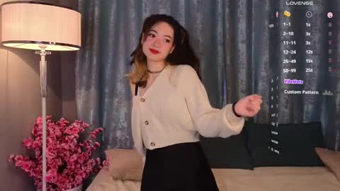 Hitomi oo online show from 16, 12, 2024