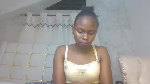 Snapshot of phoebe015 chatting on 10, 2, 2026 phoebe online show from 10, 2, 2026