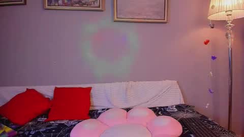 Phoenixvale Pls follow me online show from 12, 11, 2025