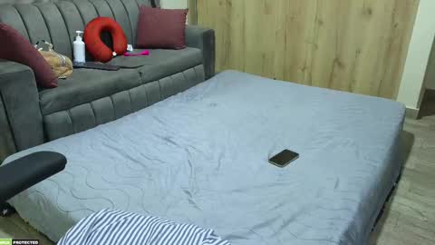 Snapshot of phoenixxx69_ chatting on 27, 2, 2025 Sarah y Maximo online show from 27, 2, 2025