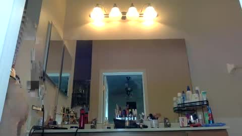 photobabe online show from 20, 10, 2025