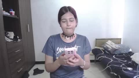 Snapshot of pia_alonzo30 chatting on 15, 5, 2026 izzy online show from 15, 5, 2026