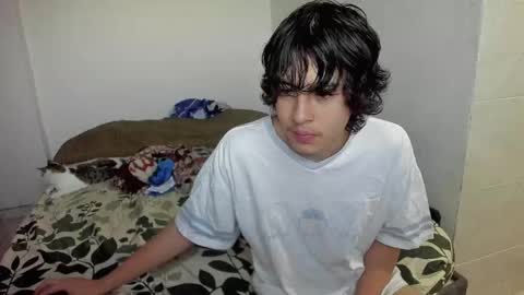 picaszomilos350 online show from 27, 11, 2025