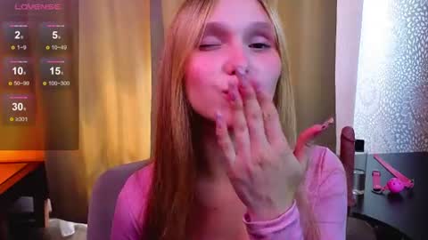 Snapshot of pickanicole chatting on 5, 7, 2026 Adeline online show from 5, 7, 2026