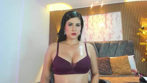 Your virtual goddess Luna  online show from 8, 1, 2026