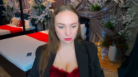 Emelie online show from 10, 1, 2025