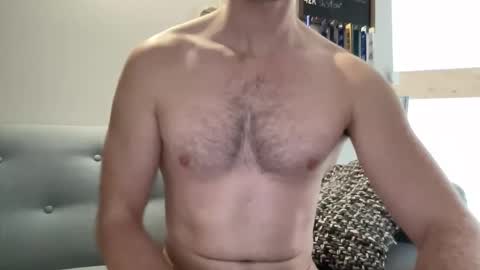 Snapshot of pierre81000 chatting on 16, 1, 2026 pierre81000 online show from 16, 1, 2026