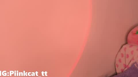 Emi online show from 3, 12, 2025