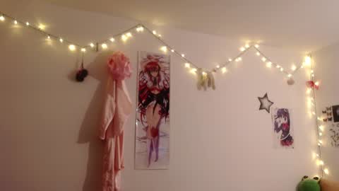 Snapshot of pikawiii chatting on 7, 2, 2025 ill be back on monday 18th of november online show from 7, 2, 2025