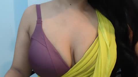 Sayra online show from 2, 6, 2026