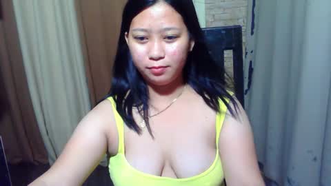 Snapshot of pinay_dhalia chatting on 11, 10, 2025 Dhalia online show from 11, 10, 2025