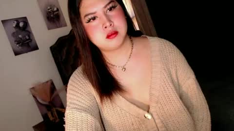 Snapshot of pinay_ivy chatting on 18, 6, 2026 Ivy Morningstar online show from 18, 6, 2026