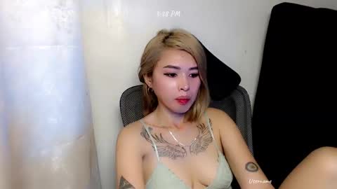 pinay_romancee online show from 27, 11, 2025