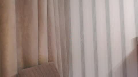 Snapshot of pineapple__mood chatting on 12, 5, 2026 online show from 12, 5, 2026