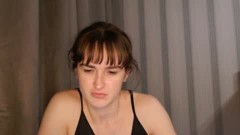 Snapshot of pineapple__mood chatting on 20, 5, 2026 online show from 20, 5, 2026