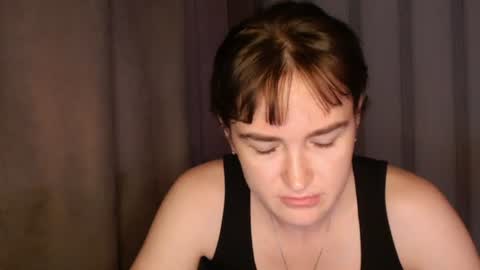 Snapshot of pineapple__mood chatting on 23, 6, 2026 online show from 23, 6, 2026