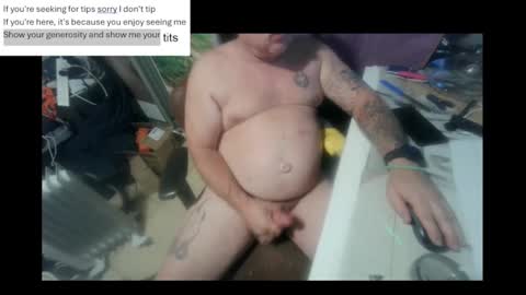 Snapshot of pini_z chatting on 8, 2, 2025 pini_z online show from 8, 2, 2025