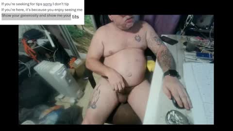 Snapshot of pini_z chatting on 20, 2, 2025 pini_z online show from 20, 2, 2025