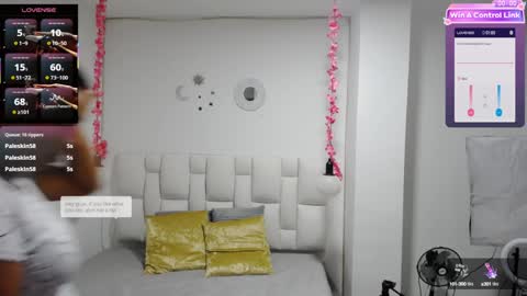 Snapshot of pink__tiffany chatting on 19, 1, 2025 tiffany online show from 19, 1, 2025