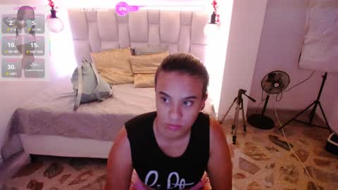 Snapshot of pink__tiffany chatting on 19, 1, 2025 tiffany online show from 19, 1, 2025